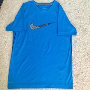 Nike Athletic Material T-shirt